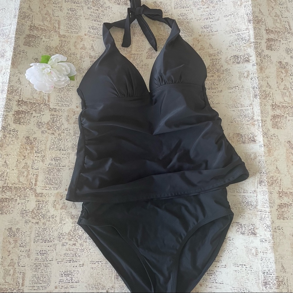 Collections by Catalina  black two piece bathing suit great condition size S